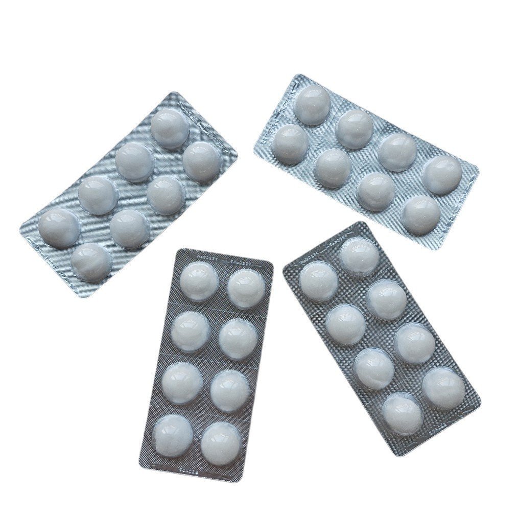 Mega สำลีชุบแอลกอฮอล์ เมก้า 1 กล่อง Alcohol Cotton Ball - Image 2