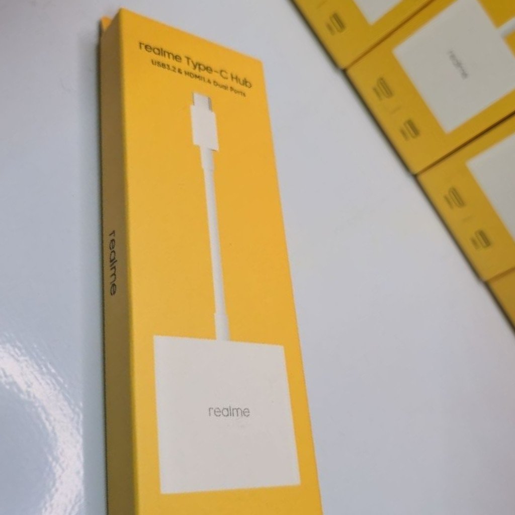 realme USB-C Hub with HDMI 1.4 and Dual USB 3.2 - Image 2